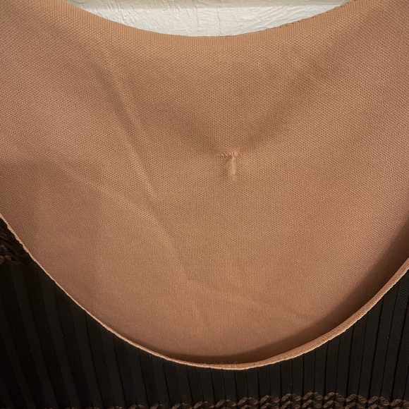 Aakaa Dress - Picture 8 of 8